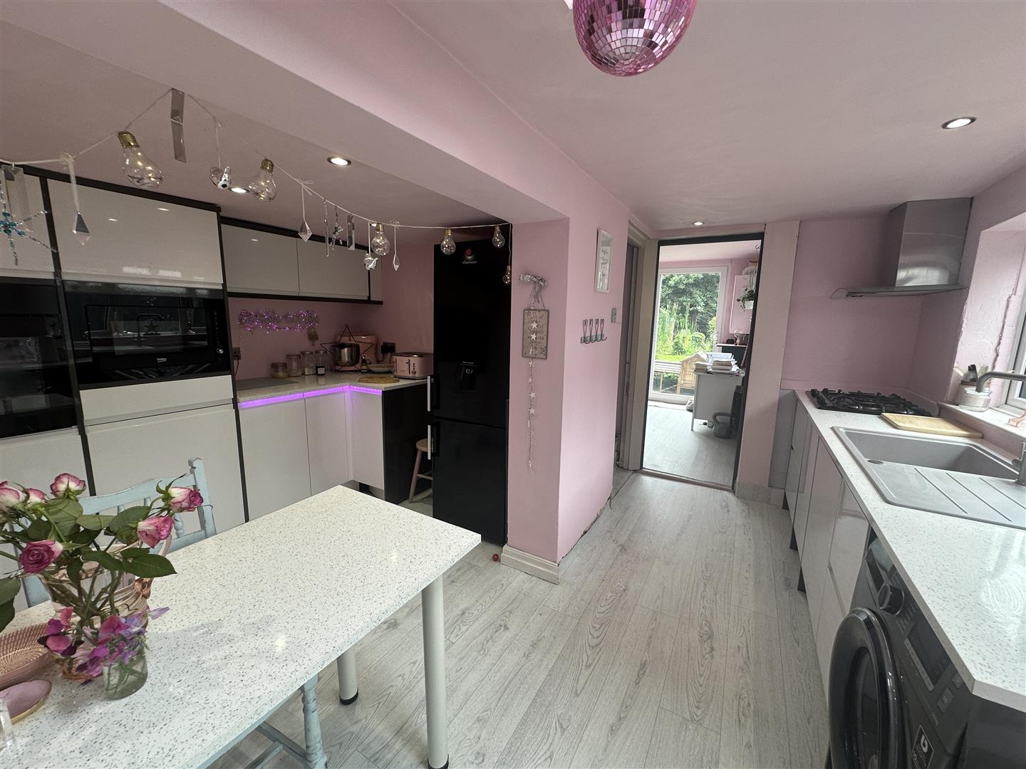 Long Lane, Southport